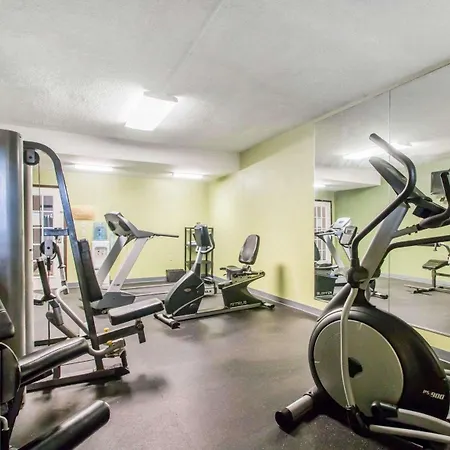 Quality Inn & Suites Ridgeland-2
