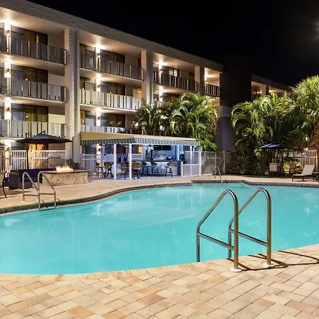 Spark By Hilton Sarasota Siesta Key Gateway-2