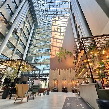 Skyline Airport Hotel-3