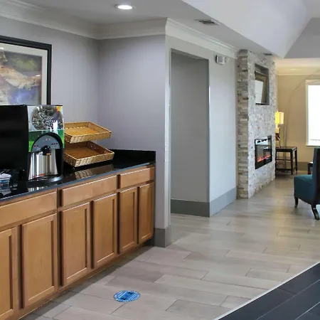 Quality Inn Crossville Near Cumberland Mountain State Park-2