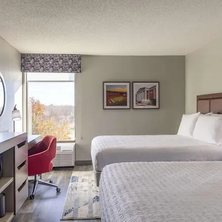 Hampton Inn Athens-3