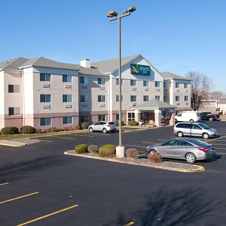 Quality Inn Brooklyn Center-3