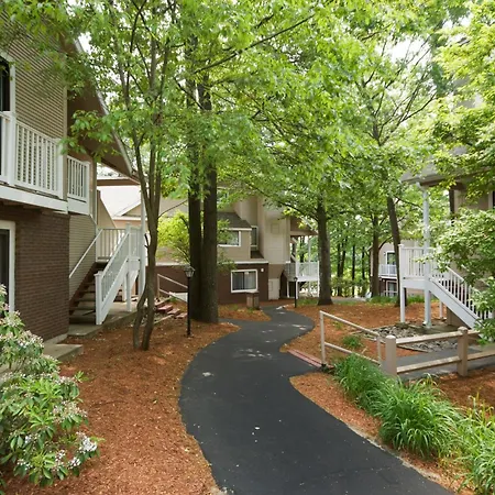 Residences At Daniel Webster-3