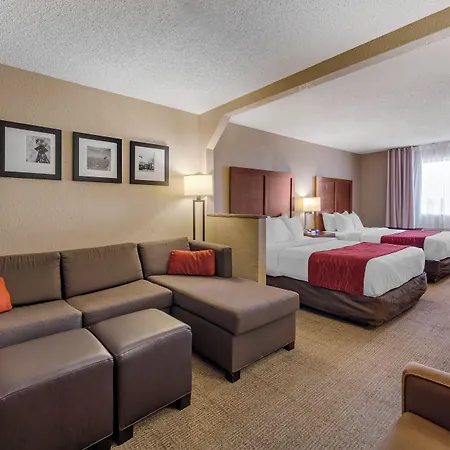 Comfort Inn & Suites Hays I-70-2