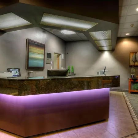 Royal Hotel Lloydminster-3