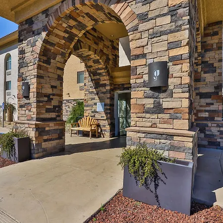 Wingate By Wyndham Chandler Phoenix-3