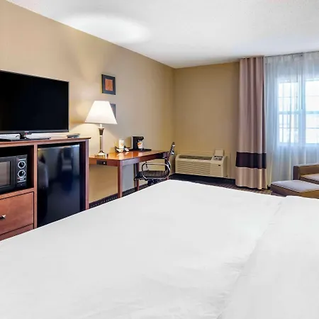 Comfort Inn & Suites Raphine - Lexington Near I-81 And I-64-3