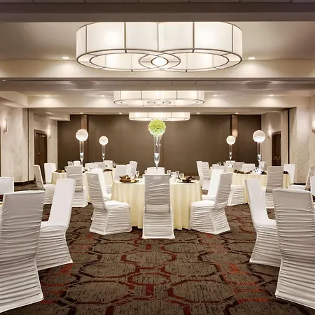 Doubletree By Hilton Hotel Toronto Airport West-3