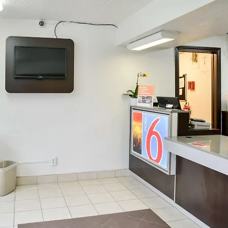 Motel 6-Toledo, Oh-2