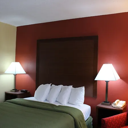 Quality Inn & Suites Lincoln South-2