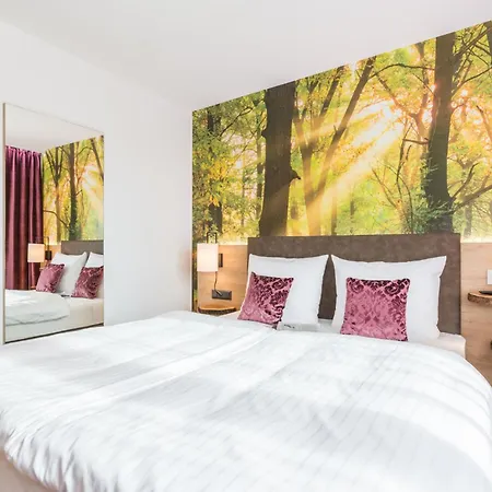 Trihotel Rostock - Wellnesshotel Adults Only-3