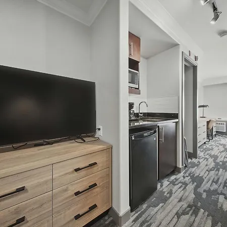 Sandman Hotel Red Deer-3