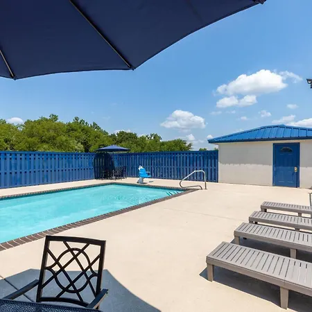 Days Inn By Wyndham Temple-2