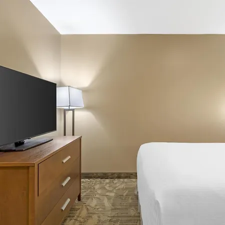 Best Western Plus Valemount Inn & Suites-2