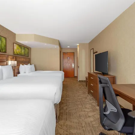 Best Western Plus Valemount Inn & Suites-3