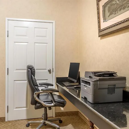 Best Western Plus Valdosta Hotel & Suites-3