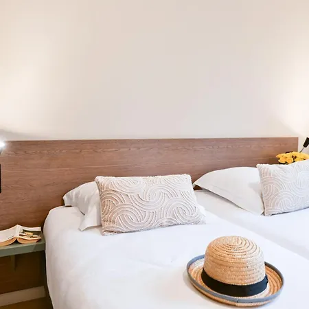 Comfort Aparthotel Versailles, St Cyr L'Ecole-3