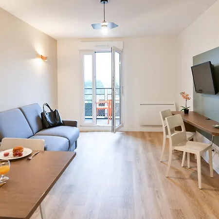 Comfort Aparthotel Versailles, St Cyr L'Ecole-2