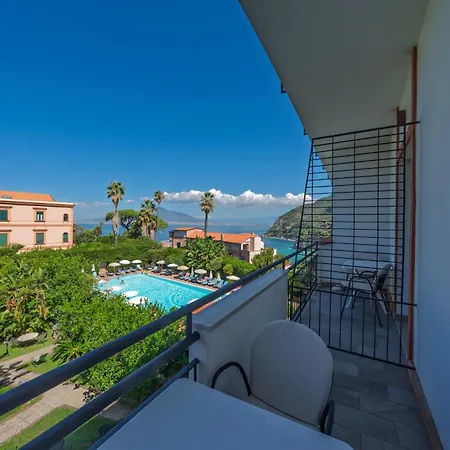Aequa Hotel-3