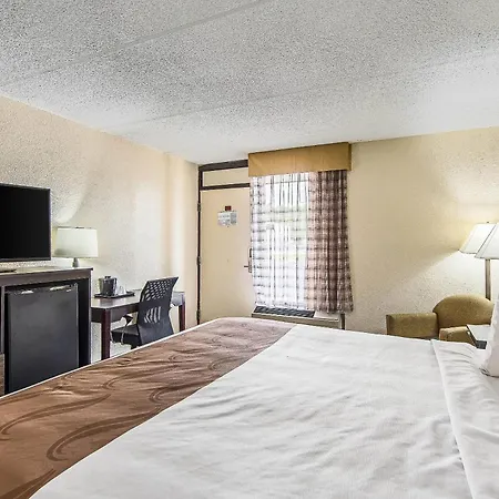 Quality Inn Forest City-3