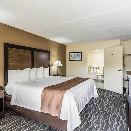 Quality Inn Forest City-2