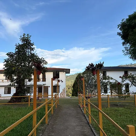 Hotel Campestre El Triunfo-2