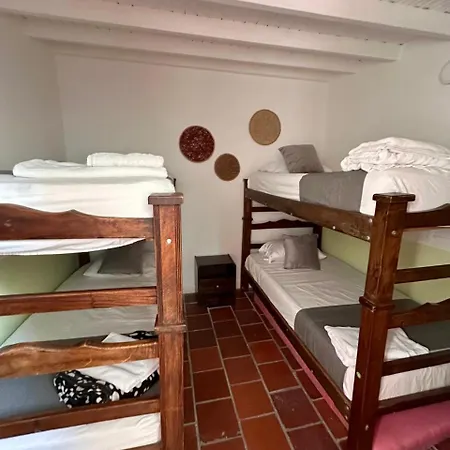 Hotel Ayenda Casa de Pinos sede Cabecera 1522-3