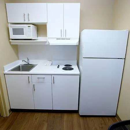 Extended Stay America Select Suites - Greensboro - Wendover Ave - Big Tree Way-2