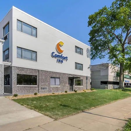 Comfort Inn Kansas City Midtown-2