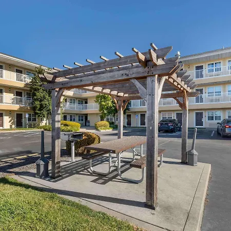 Extended Stay America Suites - St Louis - Westport - E Lackland Rd-2
