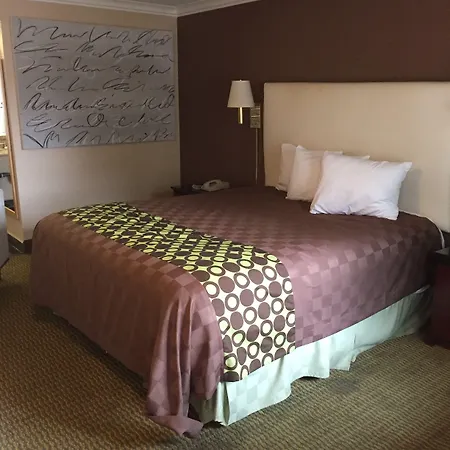 American Inn Stockton-3