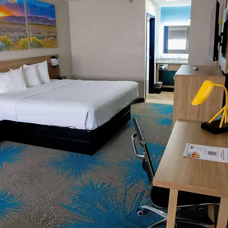 Days Inn By Wyndham Amarillo - Medical Center-2
