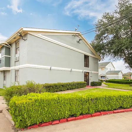 Americas Best Value Inn & Suites Brenham-2