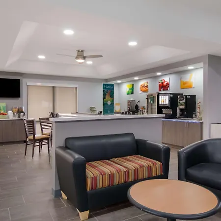 Quality Inn Near Casinos And Convention Center-2