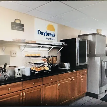 Days Inn By Wyndham Keene Nh-3