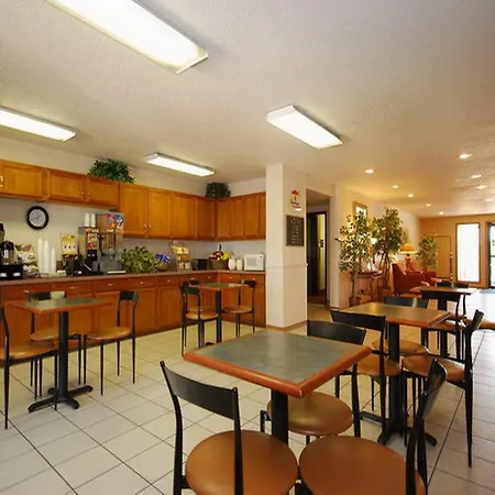 Super 8 By Wyndham Grapevine/Dfw Airport Northwest-3