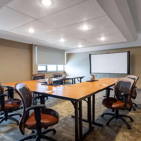 Ramada By Wyndham Northern Grand Hotel & Conference Centre-2