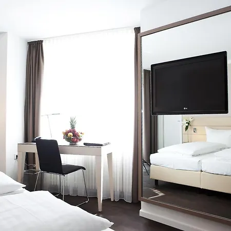Manhattan Hotel-3