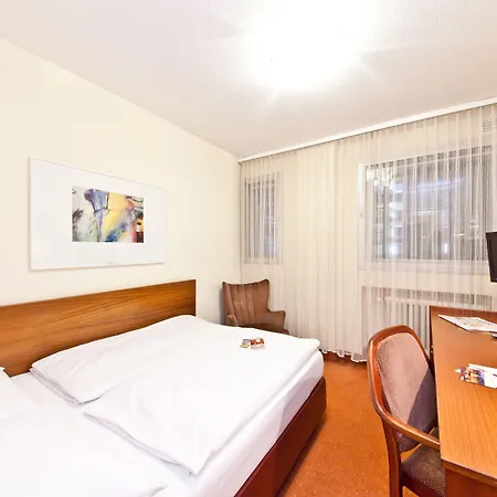 Hotel Rieker Stuttgart Hauptbahnhof-2