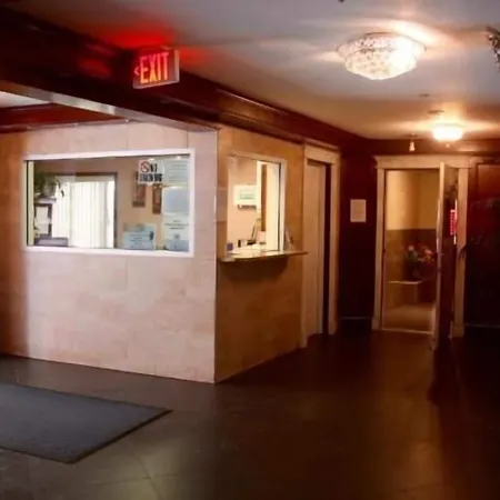 Econo Inn-3