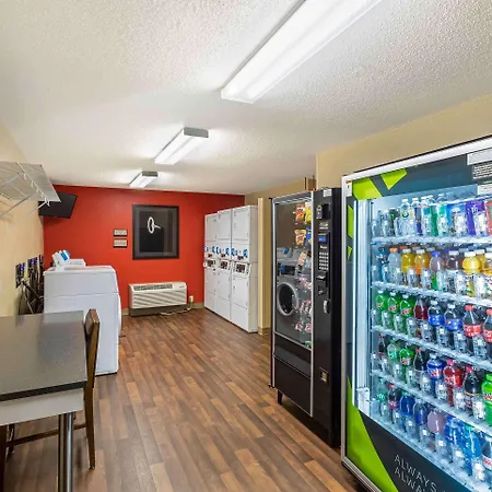 Extended Stay America Select Suites - Milwaukee - Wauwatosa-3