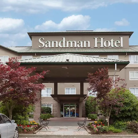 Sandman Hotel Langley-3