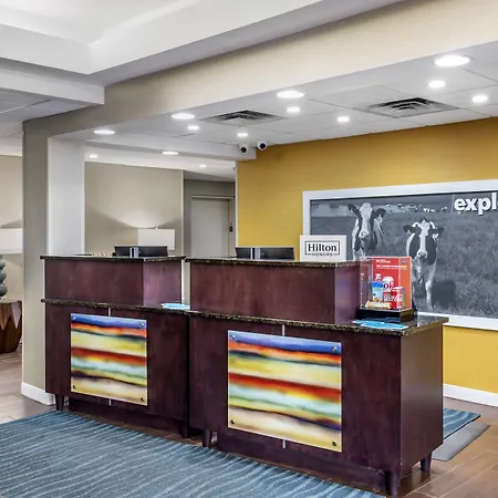 Hampton Inn Adel-3