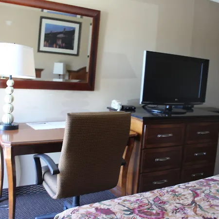 Cedars Inn Lewiston-3