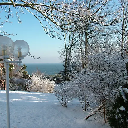 Cliff Hotel Ruegen-2