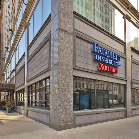 Fairfield Inn & Suites By Marriott Milwaukee Downtown-2
