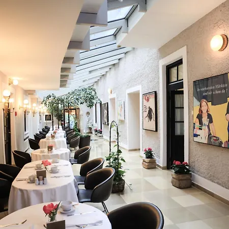 Schlossberghotel - Das Kunsthotel-3