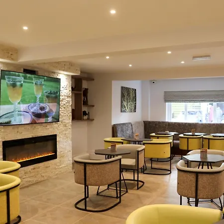Best Western Premier Heronston Hotel & Spa-2