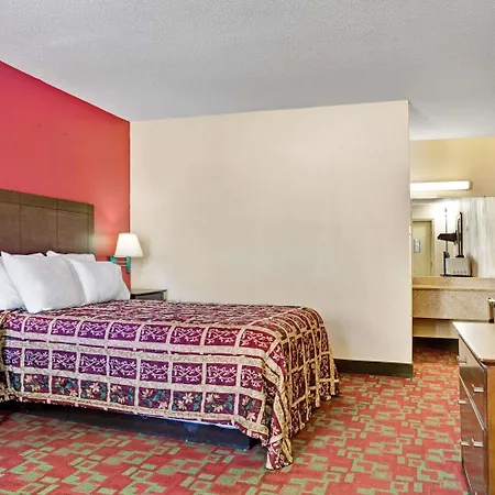 Days Inn By Wyndham Elizabeth City-2