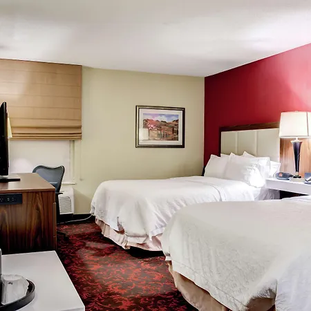 Hampton Inn St. Joseph-2